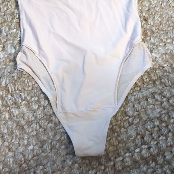 SLIMSHAPER By Miracle Brands Hi-Waist Tummy Tuck Brief Thong SM - Picture 10 of 11